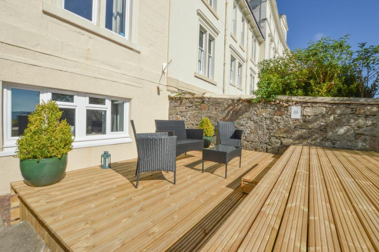 No 8 Westbay Apartment 오반 외부 사진